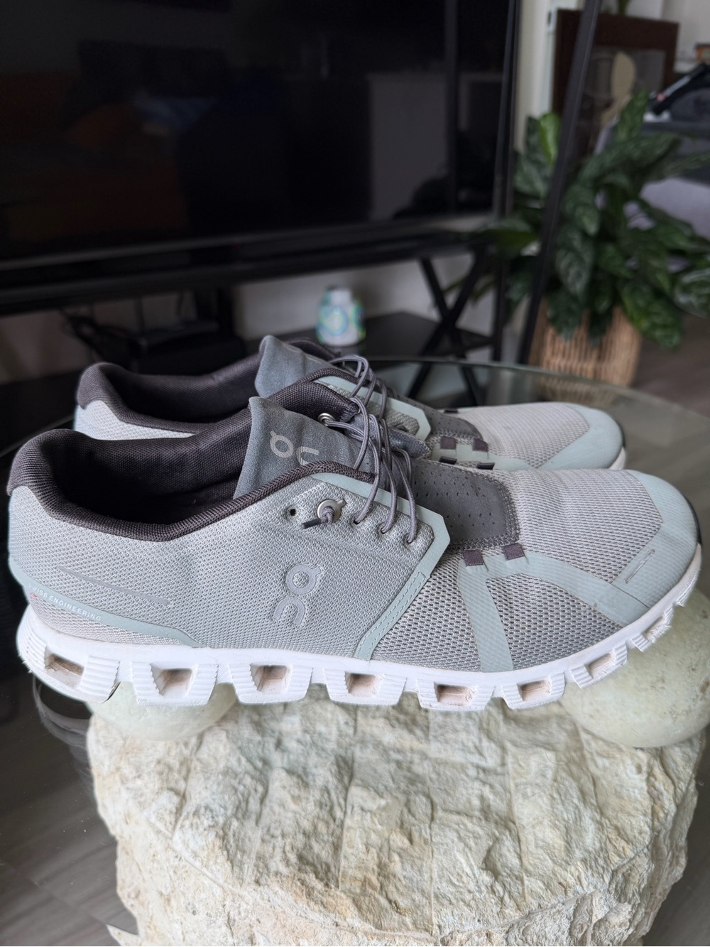 On Cloud 5 Men’s Running Shoes Kelp Shadow US 12.5 EU 47.5